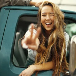 Sun Bum Hair Heat Protector Spray | Eliminate Frizz & Protect Vs Humidity | 177ml | Hair Product For Surfers | Sunbum Australia -Surf Board Pro Store Sun Bum Hair Protector Spray Buy Online Surf Shops Australia Sunbum 1 85849.1631611972