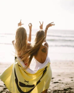 Sun Bum Plush | Beach Towel | Funky Head Turning Design | Large Sized | Sunbum Australia -Surf Board Pro Store beach towel 59512.1542971942